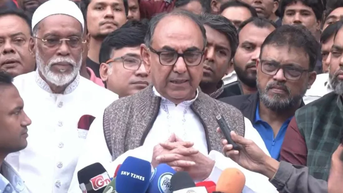 ‘মবোক্রেসি সব জায়গায় চলে না, ঢাকা শহরে ভেসে আসি নাই’